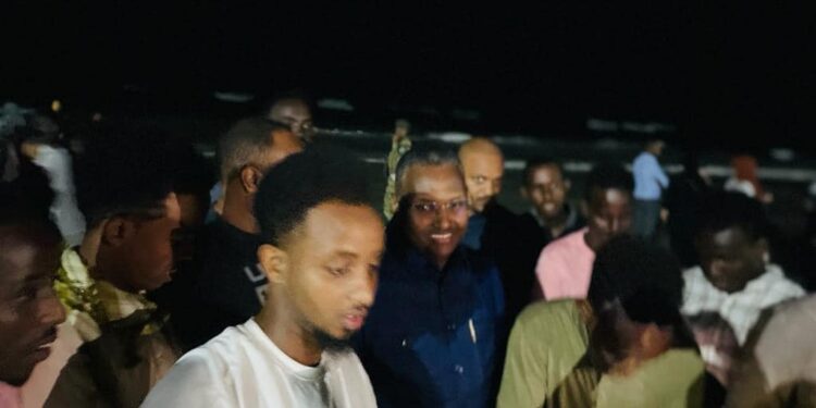 NISA Chief’s Surprise Visit to Mogadishu Lido Beach Sparks Discussion