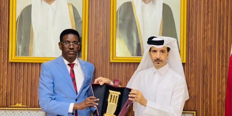 Security Minister Meets with Qatari Ambassador to Discuss Bilateral Relations and Security Support